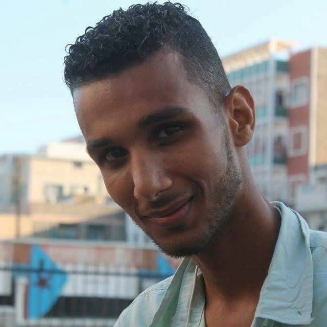 الاشتراكي يدين  جريمة اغتيال ناشط شبابي ويحذر من توزيع تهم التكفير على اليمنيين